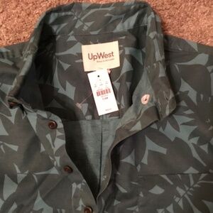 UpWest Men’s Half-Button Print Hemp-Blend Shirt